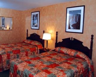 Hotel Cedar Lodge