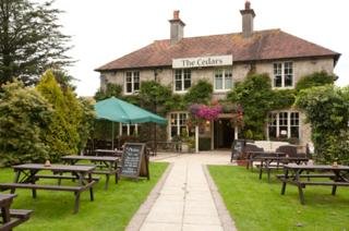 Hotel Cedars Inn