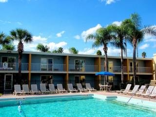 Hotel Celebration Suites