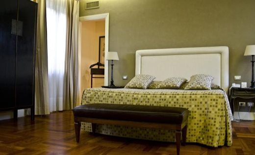 Hotel Centrale Palace