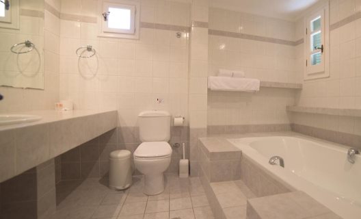 Hotel Century Resort