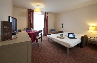 Hotel Cerise Chatou