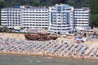 Hotel Chaika Beach