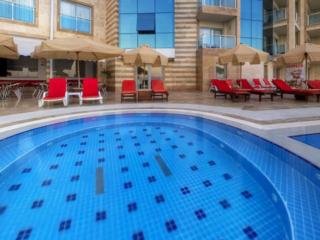Hotel Charisma De Luxe