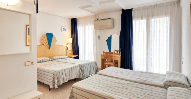 Hotel Checkin Blanes