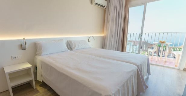 Hotel Checkin Catalonia