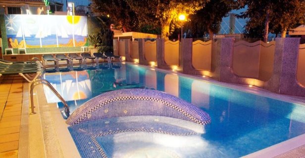 Hotel Checkin Garbi Calella