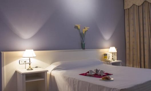 Hotel Checkin Madrid Parla