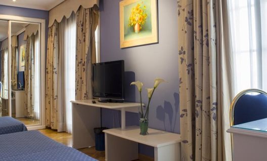 Hotel Checkin Madrid Parla