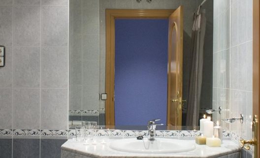 Hotel Checkin Madrid Parla