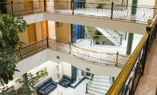 Hotel Checkin Madrid Parla