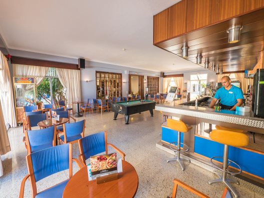 Hotel Checkin Pineda