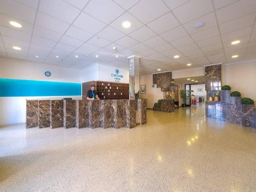 Hotel Checkin Pineda