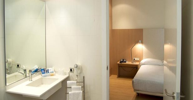 Hotel Checkin Valencia Ciscar