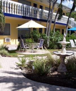 Hotel Cheston House