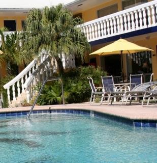 Hotel Cheston House