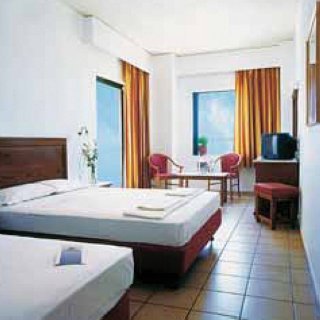 Hotel Chrissi Amoudia