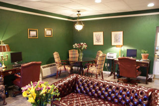 Hotel Clarion At Century House