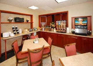 Hotel Clarion Buffalo Airport