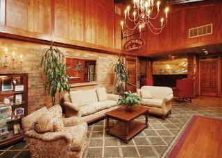 Hotel Clarion & Conference Center