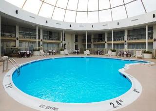 Hotel Clarion & Conference Center
