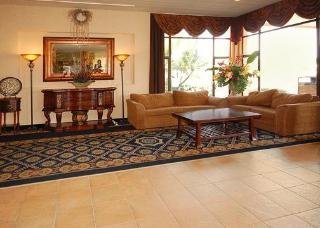 Hotel Clarion & Conference Center
