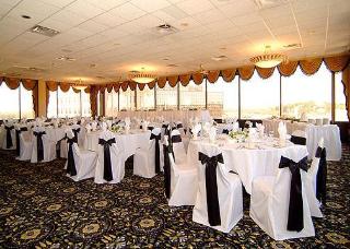 Hotel Clarion & Conference Center