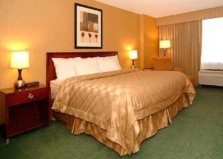 Hotel Clarion & Conference Center