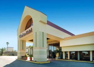 Hotel Clarion & Conference Center