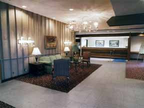 Hotel Clarion & Conference Center