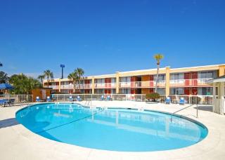 Hotel Clarion Inn