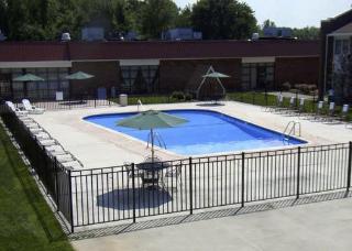 Hotel Clarion Inn Bradley Airport