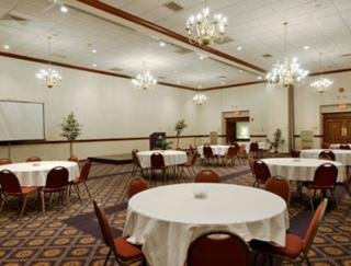 Hotel Clarion Inn St Louis Airport North