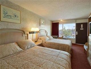 Hotel Clarion Inn St Louis Airport North