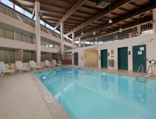 Hotel Clarion Inn St Louis Airport North