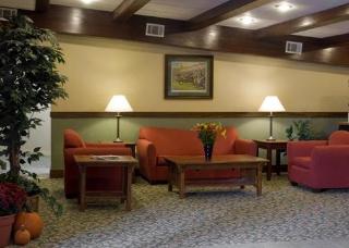 Hotel Clarion Inn & Suites
