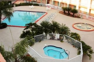 Hotel Clarion Inn & Suites Clearwater
