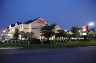Hotel Clarion Inn & Suites Downtown Savannah