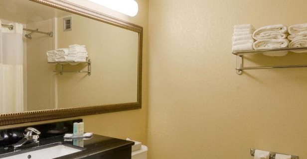 Hotel Clarion Inn Suites Miami Airportl