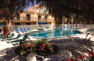 Hotel Clarion Inn & Suites Orlando International Drive