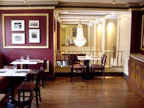 Hotel Clarion Peabody Court