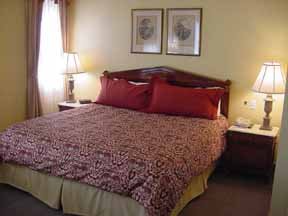 Hotel Clarion Peabody Court