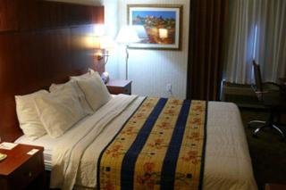 Hotel Clarion Portland Airport
