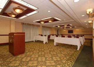 Hotel Clarion & Suites