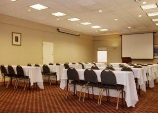 Hotel Clarion & Suites Conference Center