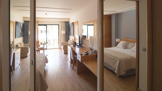 Hotel Clipper And Villas