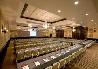 Hotel Clontarf Castle