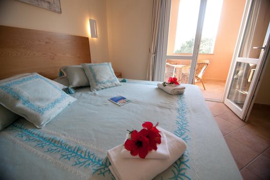 Hotel Club Esse Roccaruja