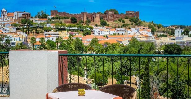 Hotel Colina Dos Mouros