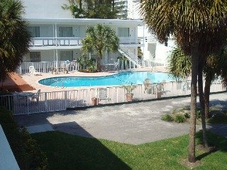 Hotel Collins